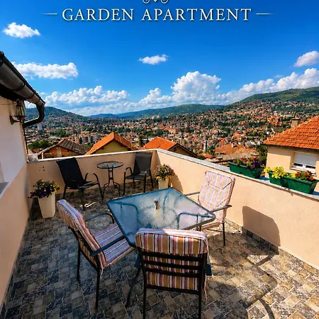 Garden Free Parking Apartment